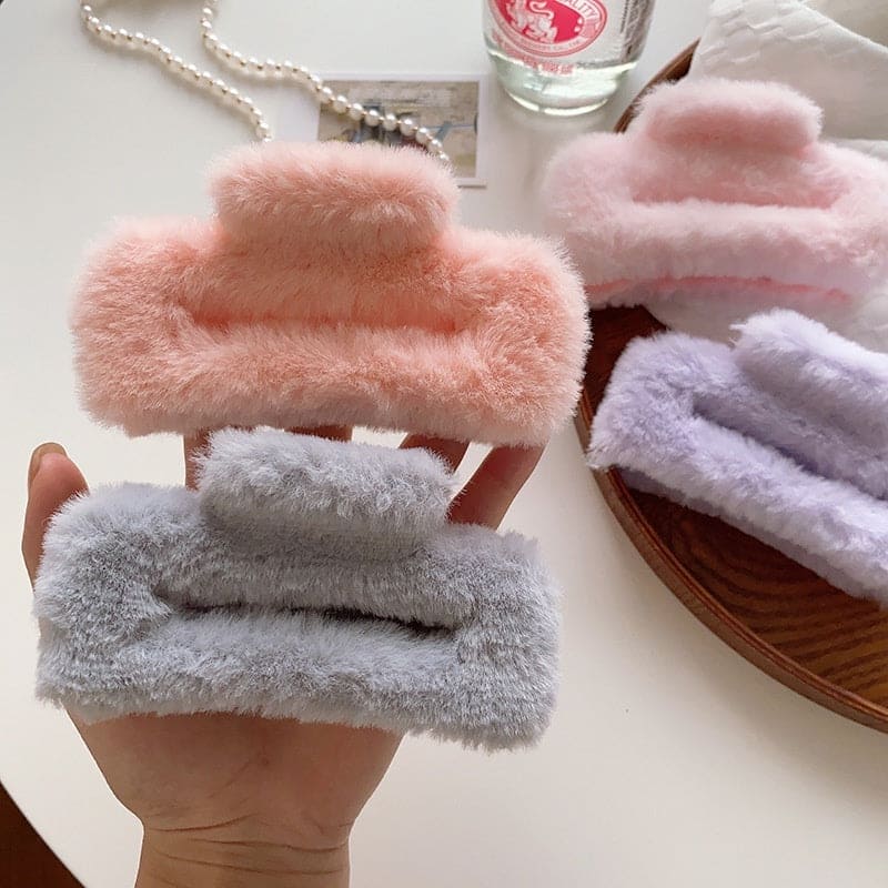 Heart & Square Shape Fur Catcher