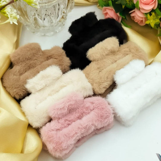 Heart & Square Shape Fur Catcher